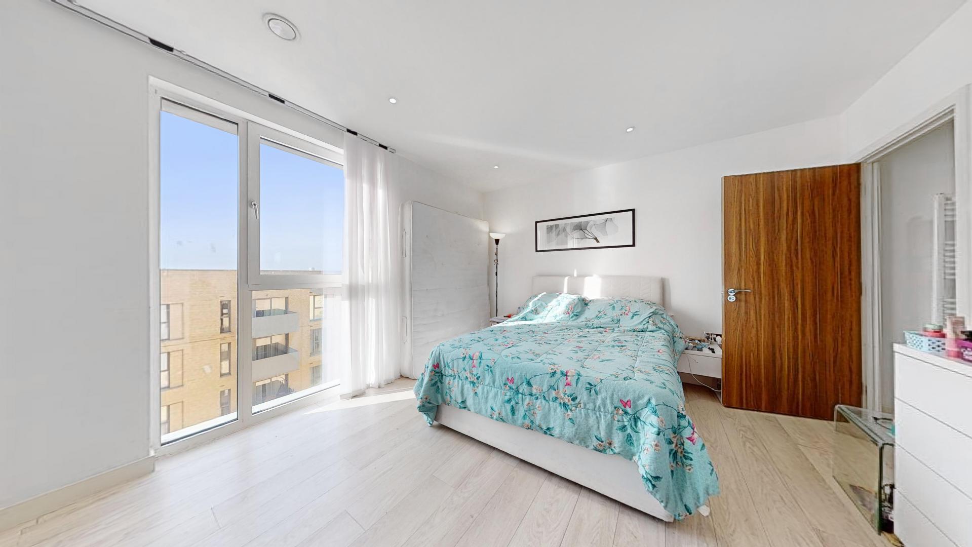 Amazing Modern Development Hendon Waterside, Hendon Central